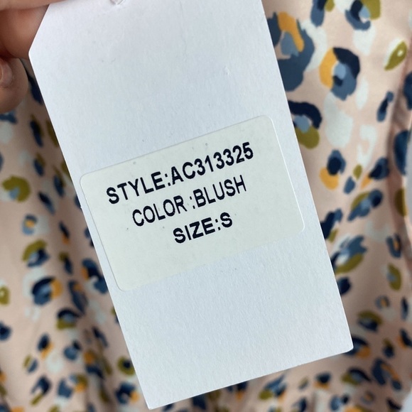 Anthropologie Sadie & Sage Blush Femme Feline Mock Neck Sleeveless Top - Size S - Picture 8 of 13